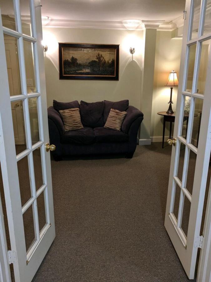 Niagara Mansion Carriage Suite Lewiston Exterior photo
